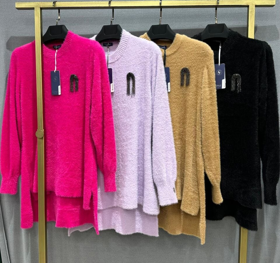 SÜSSÜ ANGORA ÖNÜ KISA BLUZ