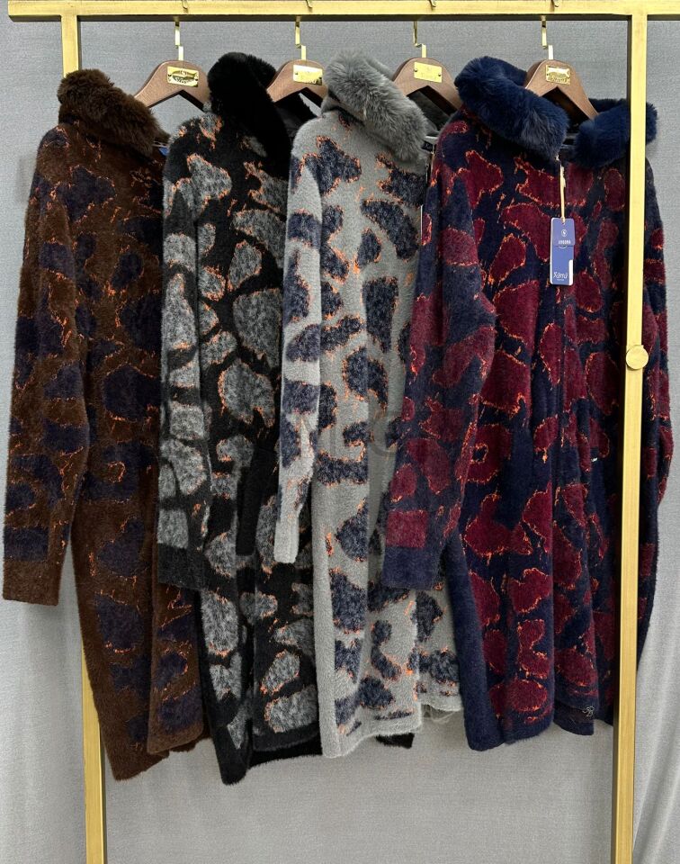 SÜSSÜ ANGORA DESENLİ KABAN