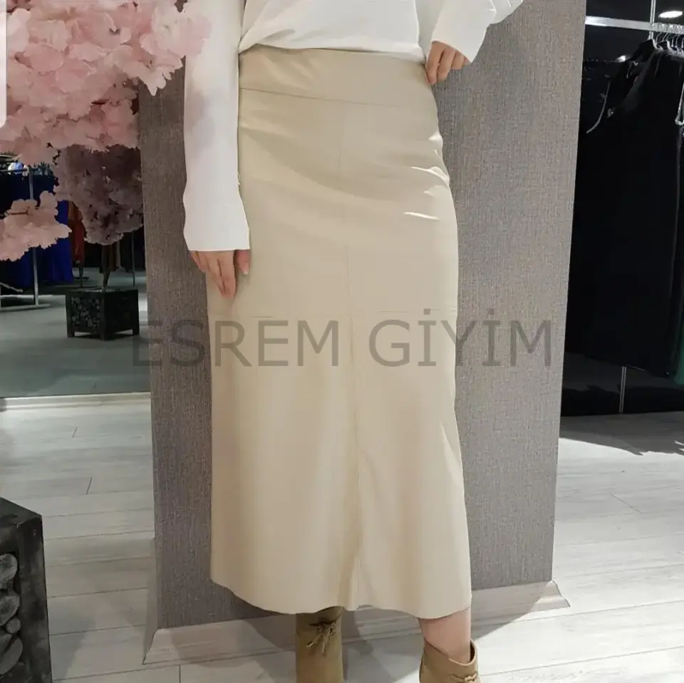 SENTEZ ÖNÜ DİKİŞ DETAYLI DERİ ETEK